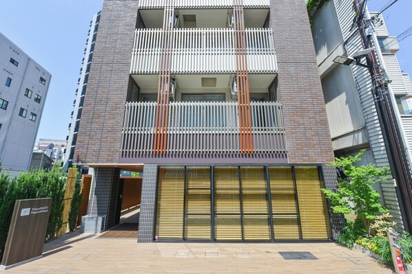 Exterior - Tokyonest Nippori (Tokyo)