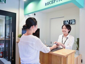 Lobby - Tokyonest Nippori (Tokyo)