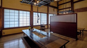 Lobby - Hirayu Onsen Okada Ryokan (Takayama)