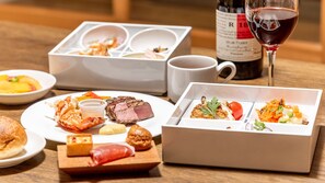 Breakfast meal - Ichijo Karin (Kyoto)