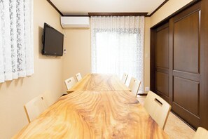 Dining - Shinagawa Wisteria Residence (Tokyo)