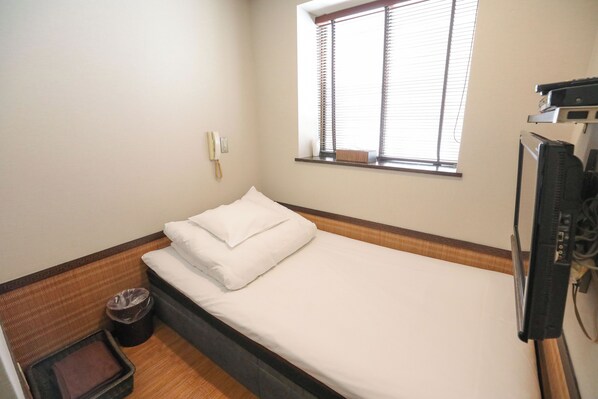 Room - Petit Hotel Cosmos (Tokyo)