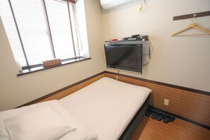Room - Petit Hotel Cosmos (Tokyo)