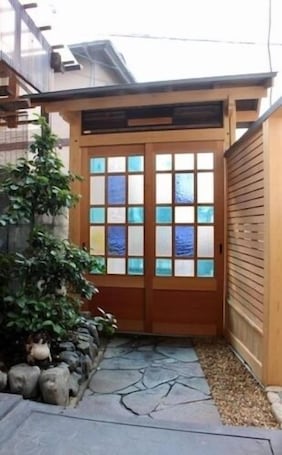 Exterior detail. Jizo House