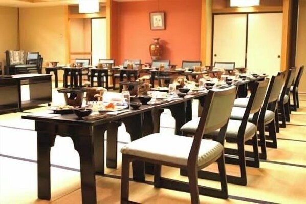 Dining - Makuiwa Onsen Hotel Shiga Sun Valley (Yamanouchi)