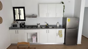Coffee/tea maker, fridge, microwave, toaster - Walking distance to the beach, cozy pent-house In the heart of Punta Cana. (Punta Cana)