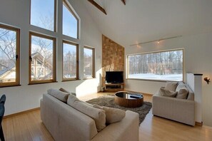 Living area - Hana Jo (Kutchan)
