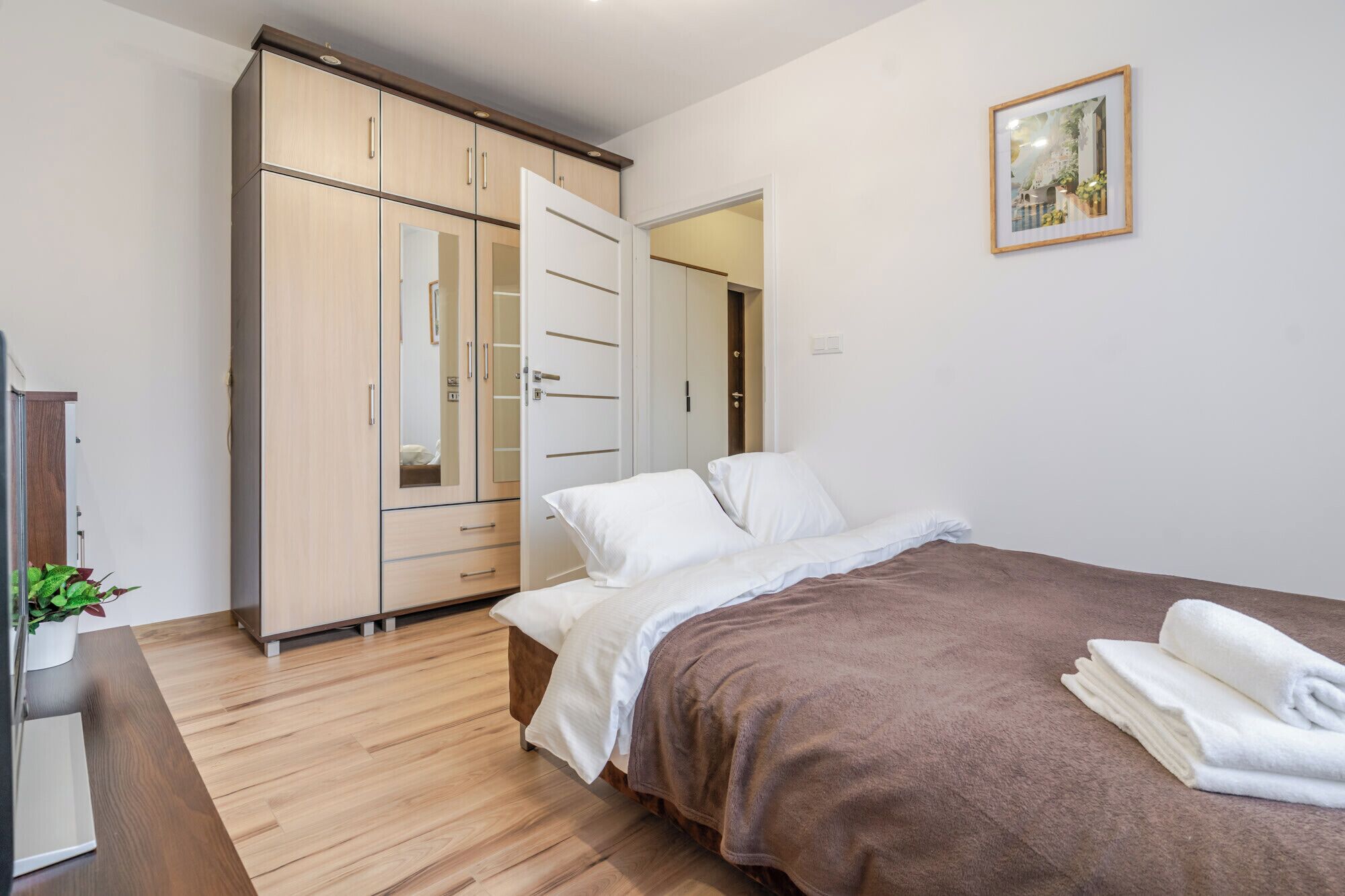 1 bedroom, iron/ironing board, bed sheets