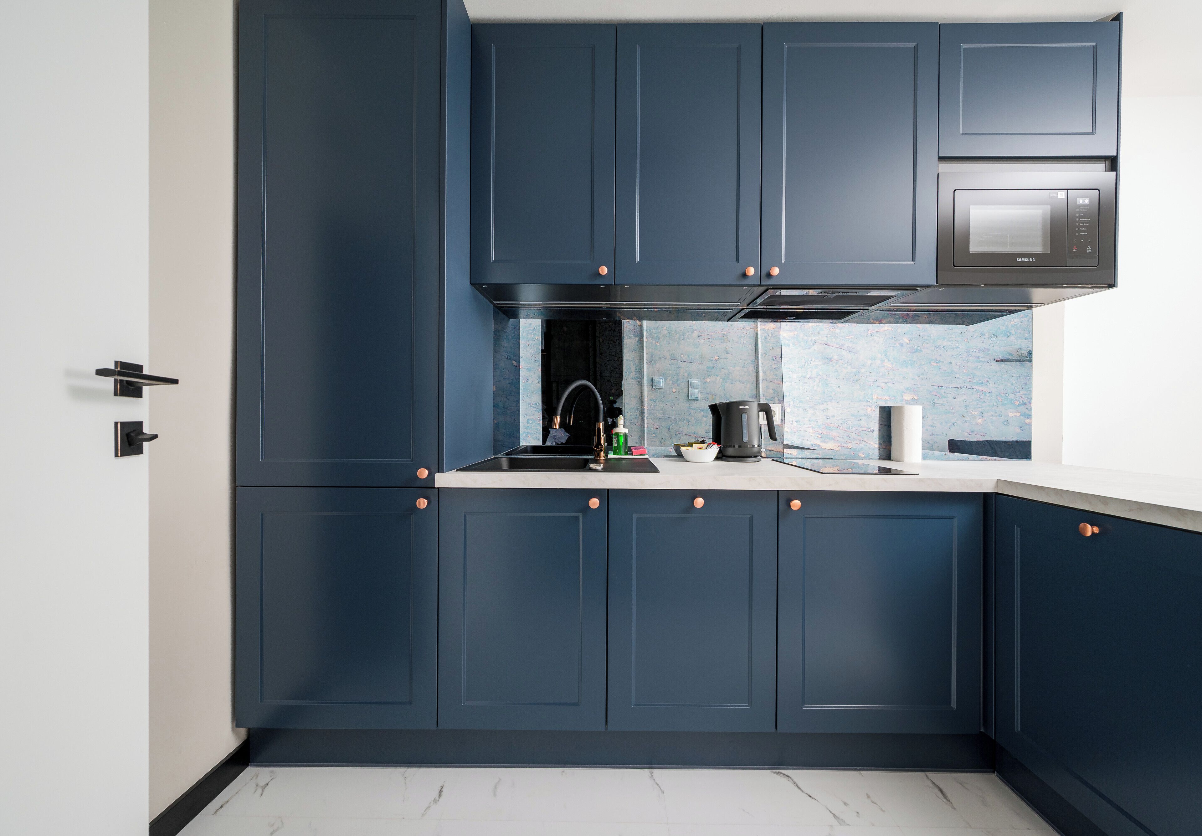 Fridge, microwave, stovetop