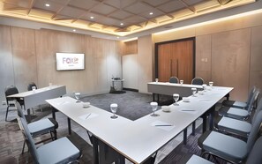 Meeting facility - FOX Lite Hotel Samarinda (Samarinda)