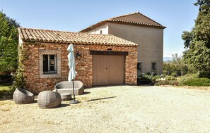 Exterior - Awesome home in Bonnieux (Bonnieux)