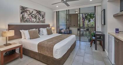 Temple Studio 327 Palm Cove