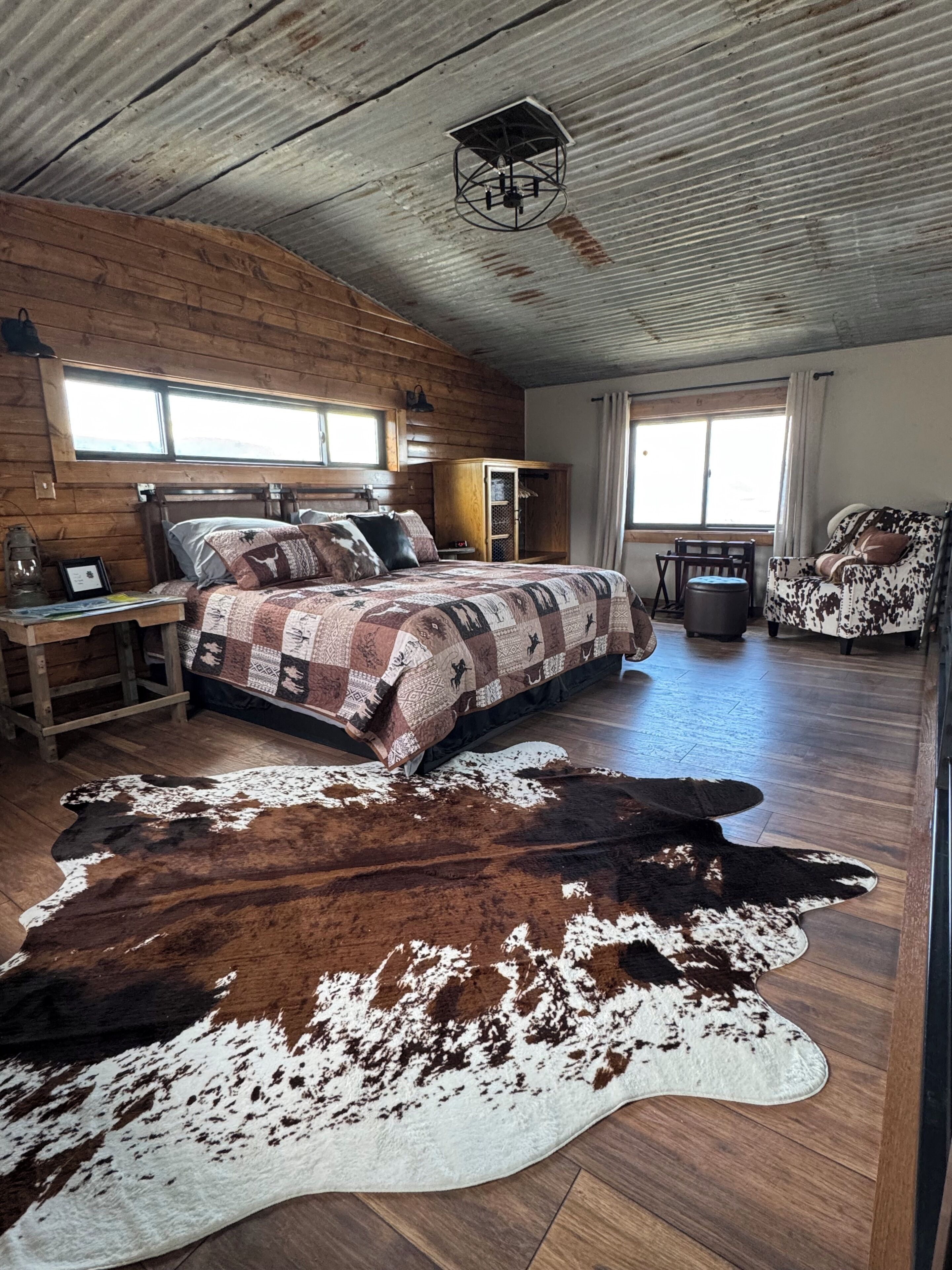 1 bedroom, iron/ironing board, travel crib, free WiFi