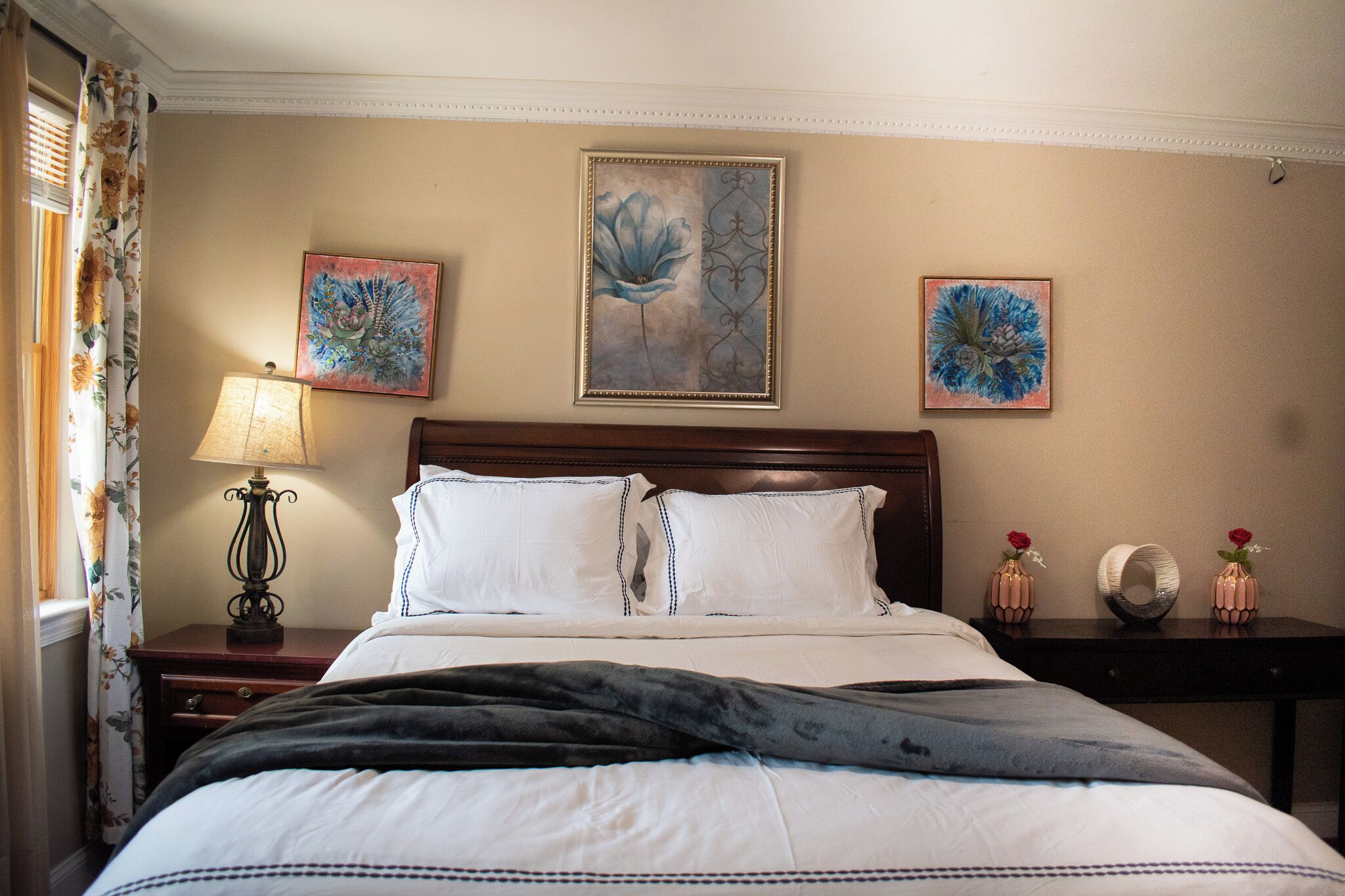 3 bedrooms, iron/ironing board, WiFi, bed sheets