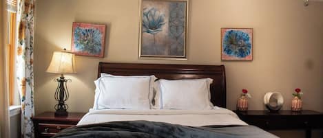 3 habitaciones, tabla de planchar con plancha, wifi y ropa de cama