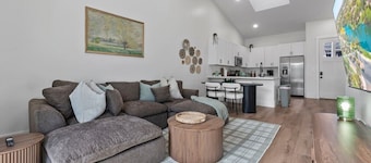 Downtown Chandler Gem - 3 Min Walk