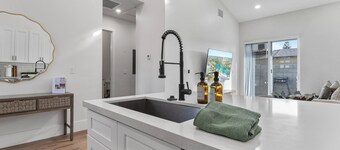 3 minute walk to downtown Chandler AZ
