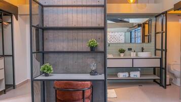 Studio, balkong, byutsikt | Innvendig