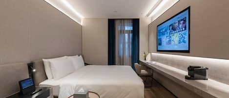 Hypo-allergenic bedding, memory-foam beds, free minibar