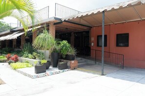 Exterior - Capital O La Joya Del Lago (Chapala)