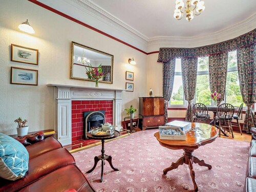 Dunoon - Sleeps 17 - Group Retreat with Parking