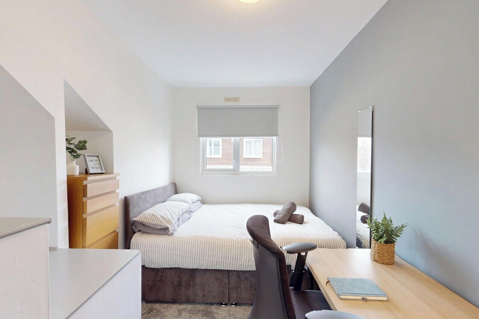 5 Schlafzimmer, Bügeleisen/Bügelbrett, WLAN, Bettwäsche