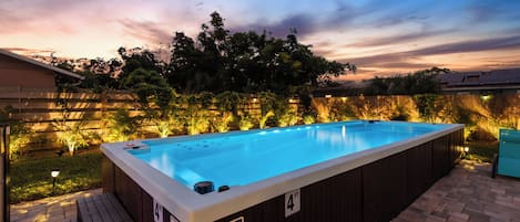 Utomhuspool