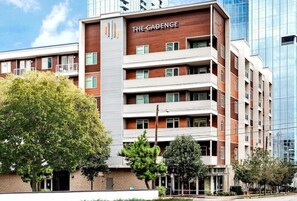 Exterior - Placemakr Music Row (Nashville)