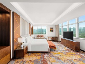 Room - Movenpick Hotel Centaurus (Islamabad)