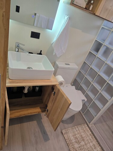 New Cozy 1-bedroom apartment in Escazú for a relaxing stay & great location