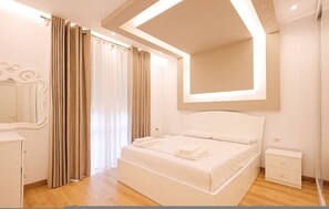 House - Sanpietro Vacation Apartment 054 (Ishëm)