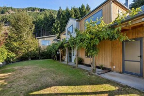 Exterior - Mountain View Retreat (Queenstown)