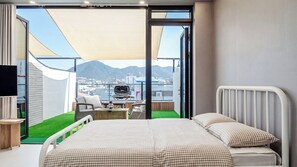 Basic Room, 1 Bedroom (104 (Ocean View, Private Terrace)) | 1 bedroom, free WiFi - Tongyeong Present Gamsung Pension (Tongyeong)
