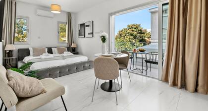 STYLE°Limassol 103 Studio by Ezoria Villas