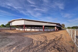 Miscellaneous - Stunning 6 Bdrm Desert Ranch Equestrian Estate w/Breathtaking Views! (Citrus Park)
