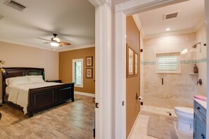 Bathroom - Charming 2-bedroom apartment with AC in beautiful Islamorada (Islamorada)