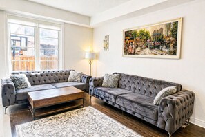 Living area - Spacious 4BR Home | 3.5 Baths | Perfect for Families | Parking (Richmond Hill)