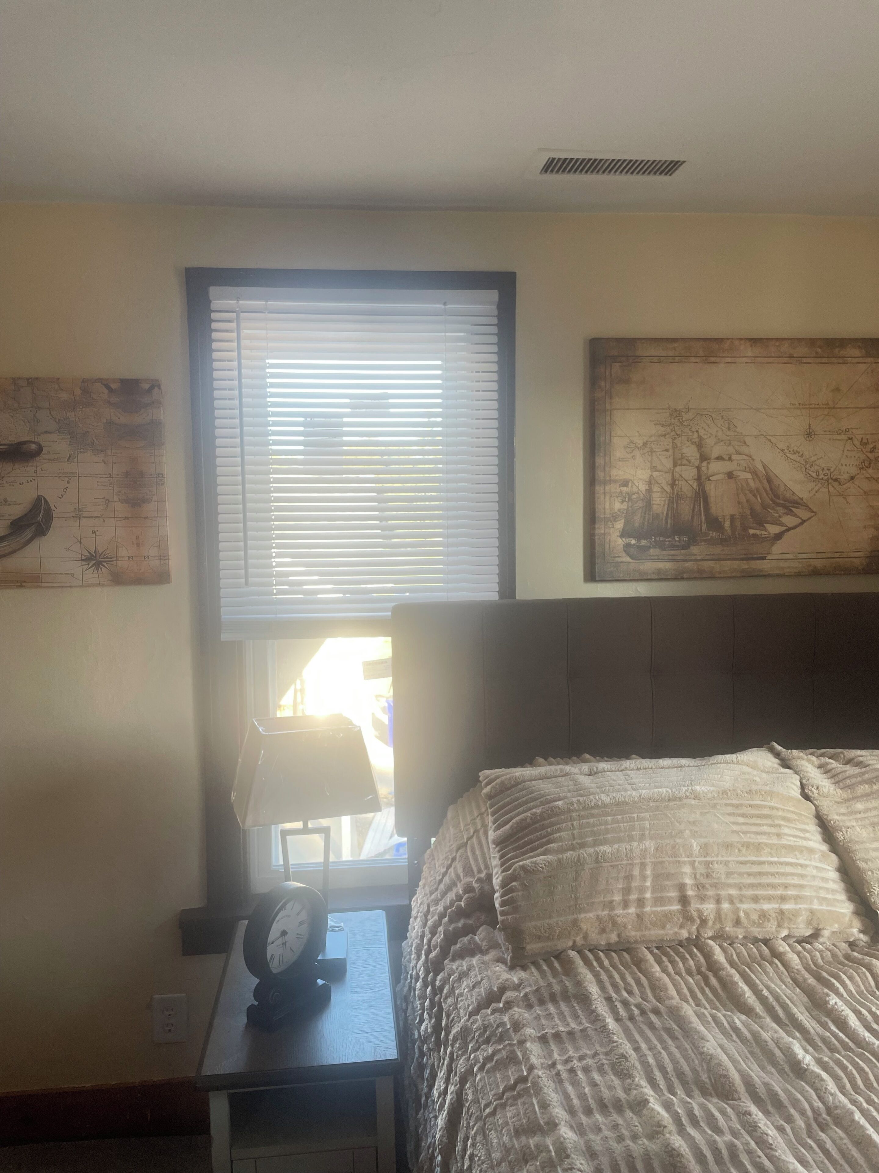 2 chambres, fer et planche à repasser, accès Internet, draps fournis
