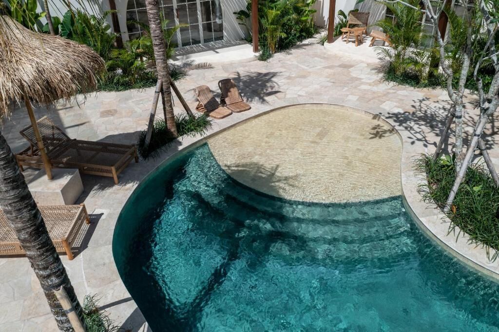 Vila, balkon, pemandangan kebun | Kolam renang | Kolam renang outdoor