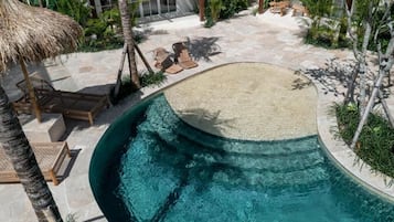 Vila, balkon, pemandangan kebun | Kolam renang | Kolam renang outdoor