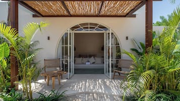 Habitación Deluxe doble, vistas a la piscina | Terraza o patio