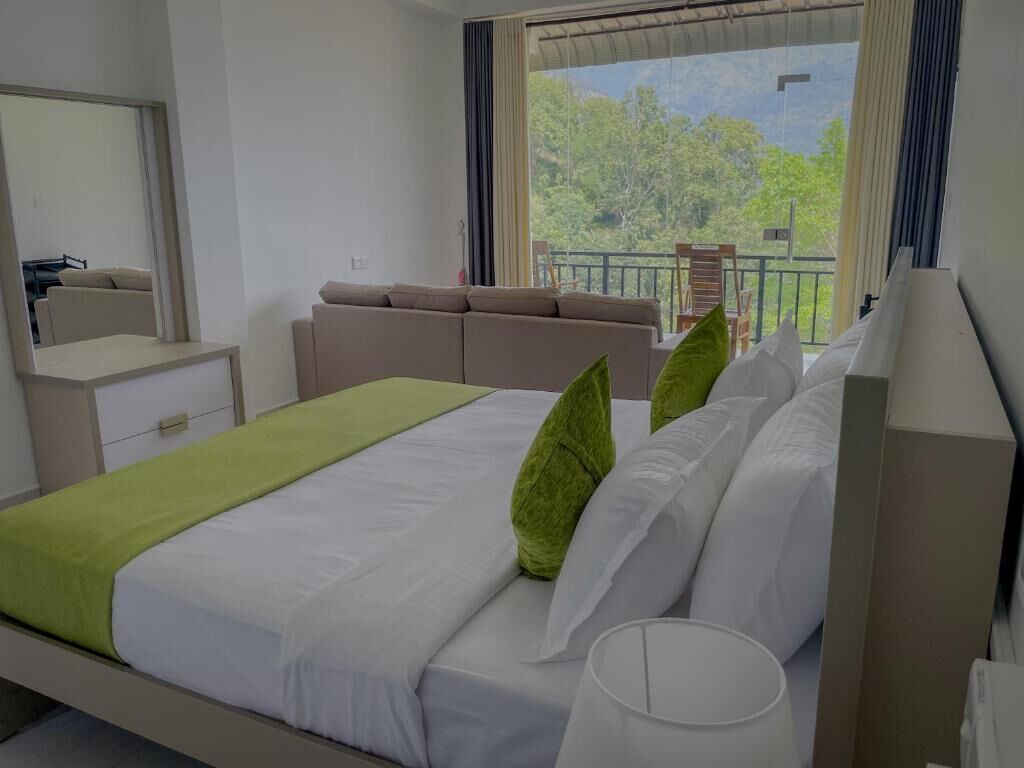 Deluxe studio, 1 kingsize bed, balkon, uitzicht op bergen