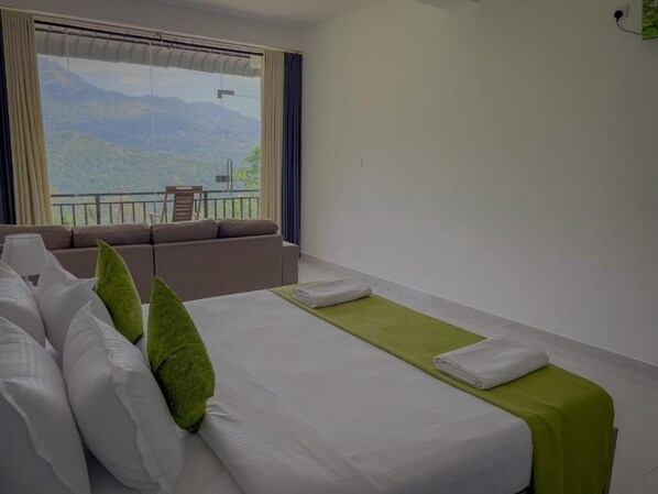 Studio Deluxe, 1 très grand lit, balcon, vue montagne