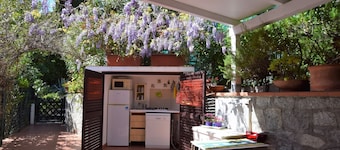 Beautiful equipped veranda