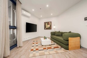 Fernseher
