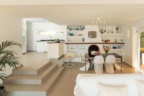 Interior - Casa del Mar -beautiful house vilt pool ans spectacular sea views to Es Vedra (Balearic Islands)