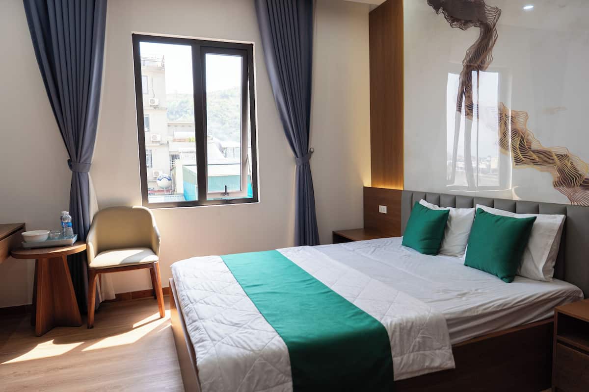 Luxury Double Room, City View