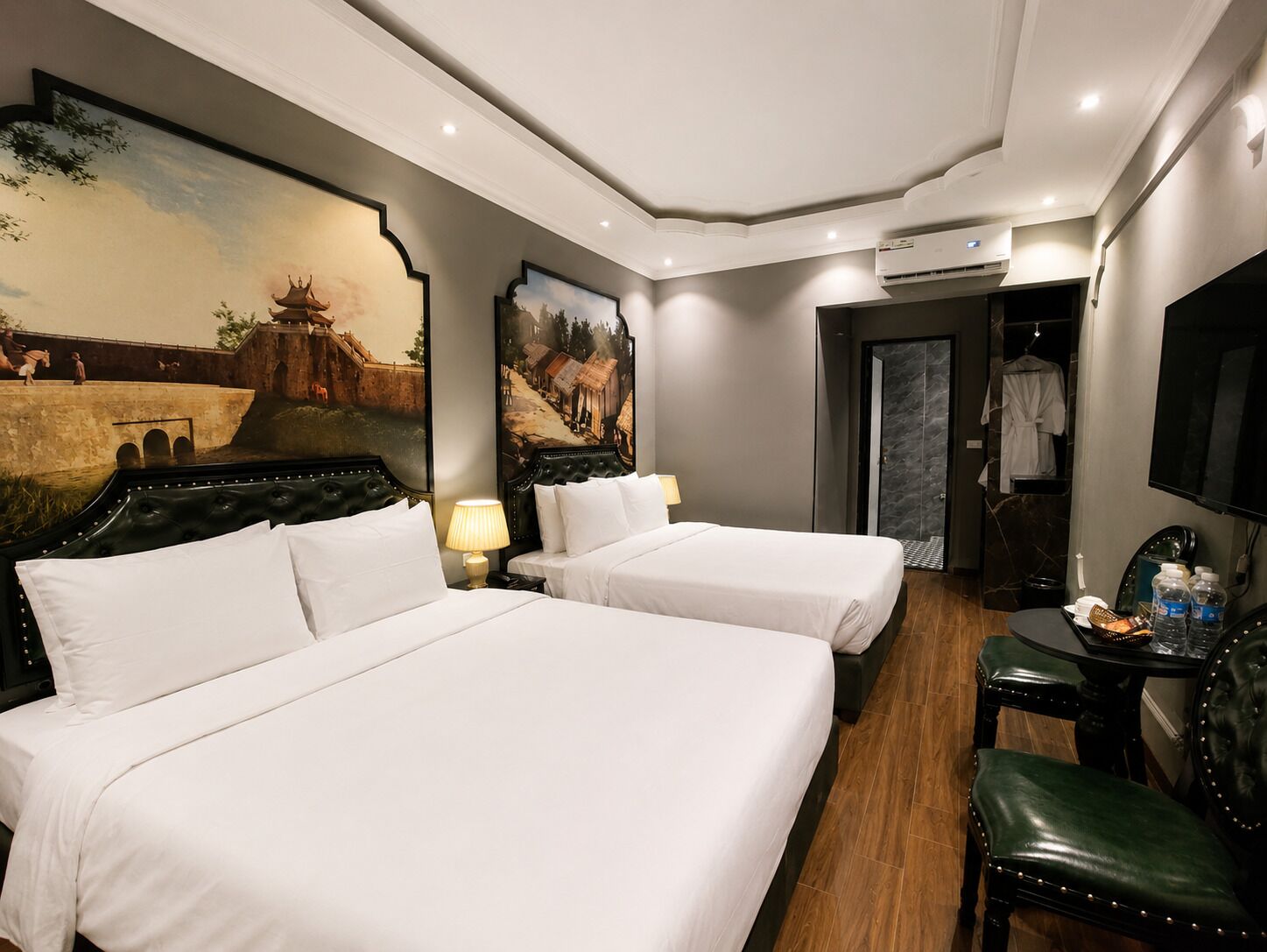 Family Quadruple Room | Living area