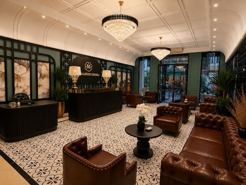 Ensora Hotel & Travel