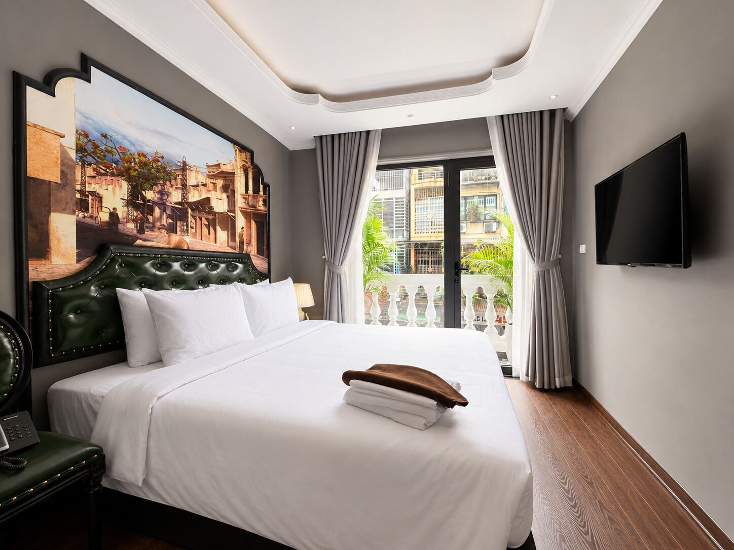 Habitación junior doble, vistas a la ciudad | Zona de estar